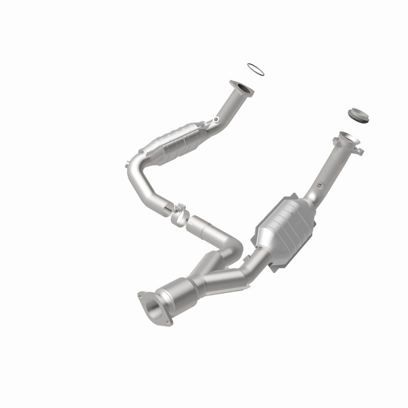 MagnaFlow HM Grade Federal/EPA Compliant Direct-Fit Catalytic Converter 93496 for Chevy Trailblazer and GMC Envoy