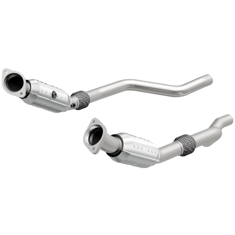 MagnaFlow OEM Grade Federal/EPA Compliant Direct-Fit Catalytic Converter 16421 for Chrysler 300 and Dodge Challenger