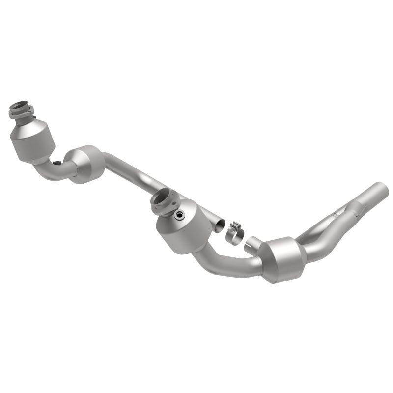 MagnaFlow OEM Grade Federal/EPA Compliant Direct-Fit Catalytic Converter 49689 for 2007-2009 Jeep Wrangler 3.8L
