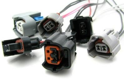 DeatschWerks USCAR to Denso (Sumitomo) PNP Adapter - Part Number conn-US-SUM