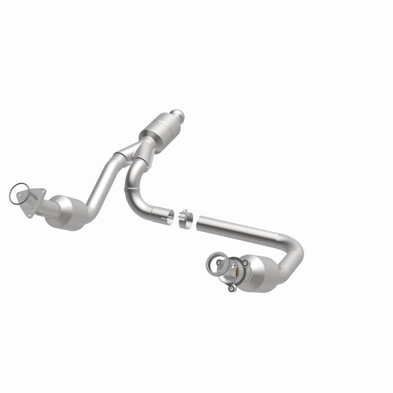 MagnaFlow OEM Grade Direct-Fit Catalytic Converter Part 52642 for Chevrolet Silverado and Tahoe