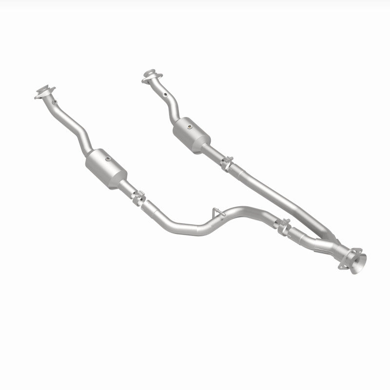 MagnaFlow OEM Grade Federal/EPA Compliant Direct-Fit Catalytic Converter 280248 for Ford Transit