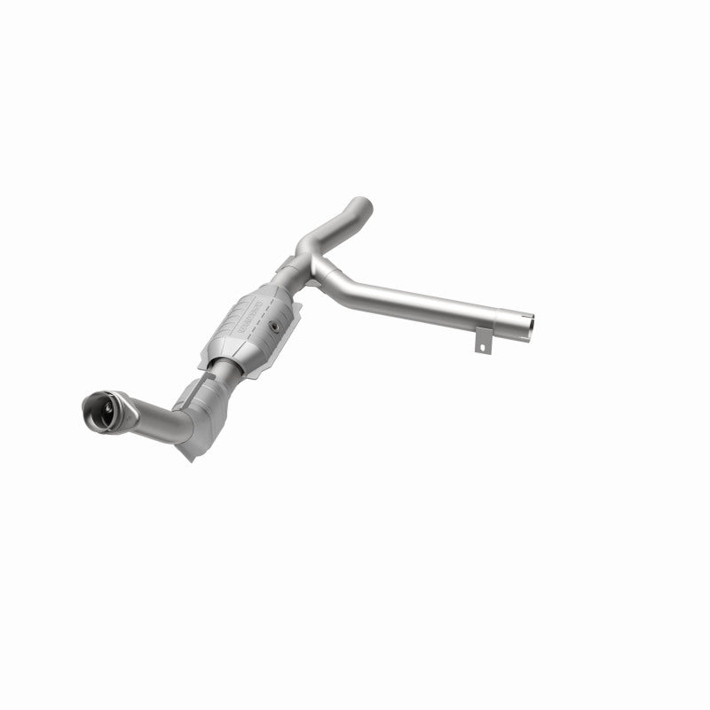 MagnaFlow OEM Grade Federal/EPA Compliant Direct-Fit Catalytic Converter 51199 for Ford Trucks and SUVs
