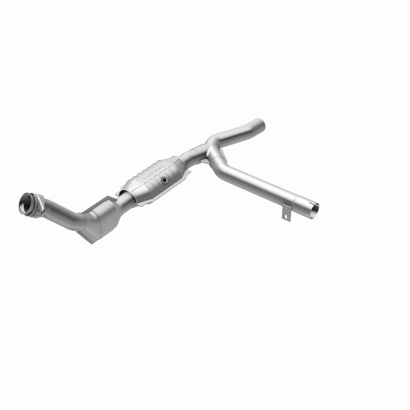 MagnaFlow OEM Grade Federal/EPA Compliant Direct-Fit Catalytic Converter 51199 for Ford Trucks and SUVs