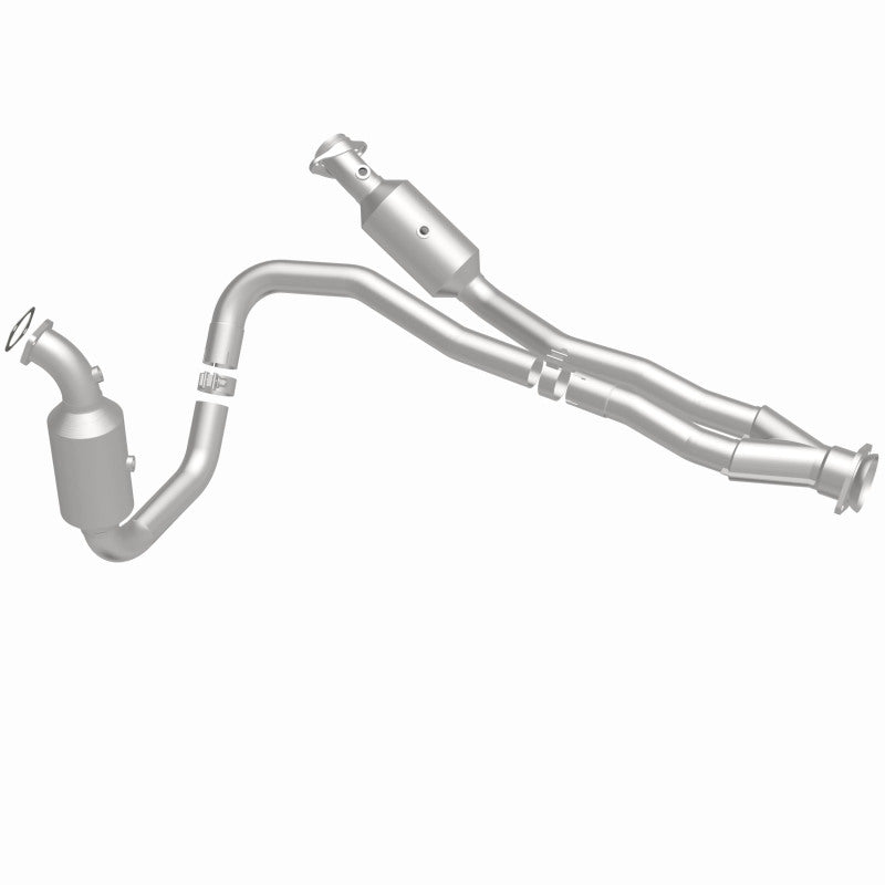 MagnaFlow OEM Grade Federal/EPA Compliant Direct-Fit Catalytic Converter for Ford Transit 2015-2019 – Model 21-710