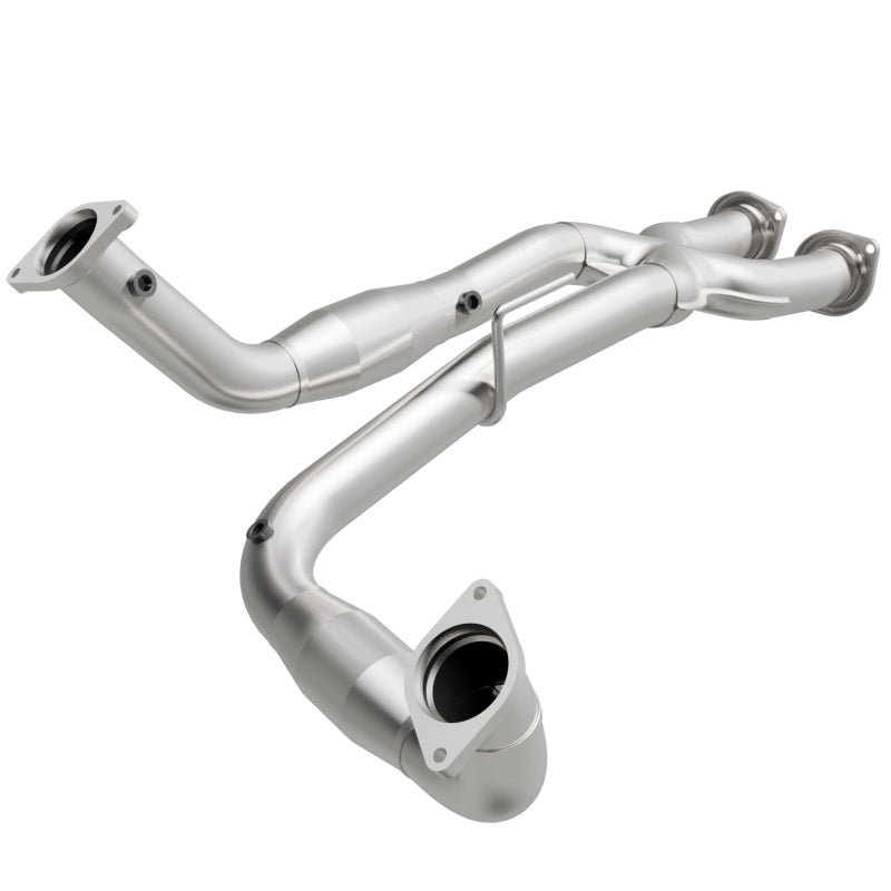 MagnaFlow Part 16423 Metallic Grade Direct-Fit Catalytic Converter for 2006-2010 Jeep Grand Cherokee 6.1L