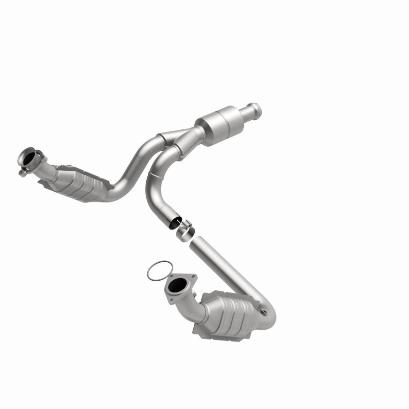 MagnaFlow OEM Grade Federal/EPA Compliant Direct-Fit Catalytic Converter 51578 for Chevrolet Avalanche 2009-2013