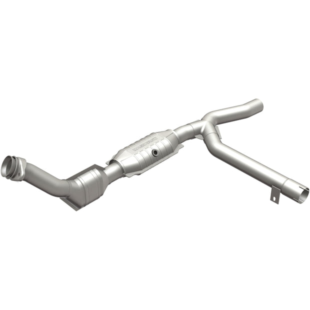 MagnaFlow OEM Grade Federal/EPA Compliant Direct-Fit Catalytic Converter 51199 for Ford Trucks and SUVs