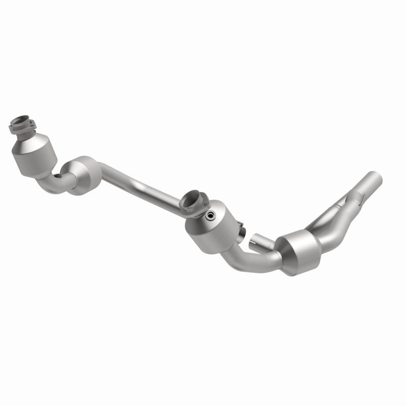 MagnaFlow OEM Grade Federal/EPA Compliant Direct-Fit Catalytic Converter 49689 for 2007-2009 Jeep Wrangler 3.8L