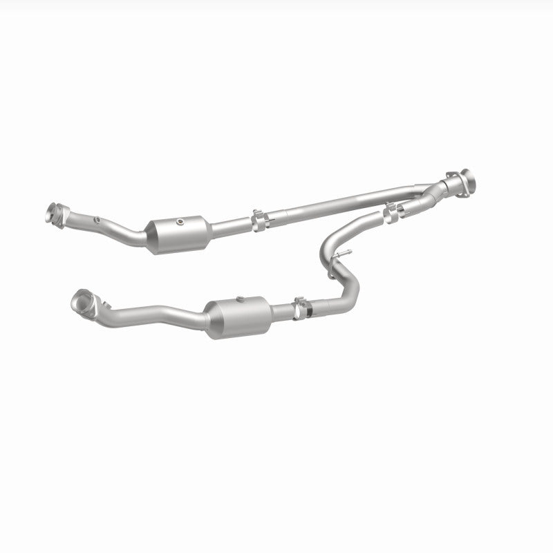 MagnaFlow OEM Grade Federal/EPA Compliant Direct-Fit Catalytic Converter 280248 for Ford Transit