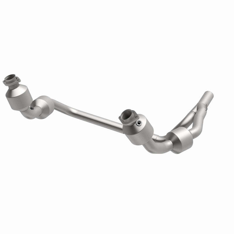 MagnaFlow OEM Grade Federal/EPA Compliant Direct-Fit Catalytic Converter 49689 for 2007-2009 Jeep Wrangler 3.8L
