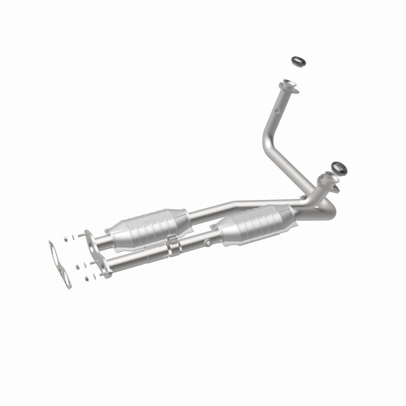 Magnaflow Part 23453 HM Grade Federal/EPA Compliant Direct-Fit Catalytic Converter for GMC C3500 and Chevrolet Tahoe