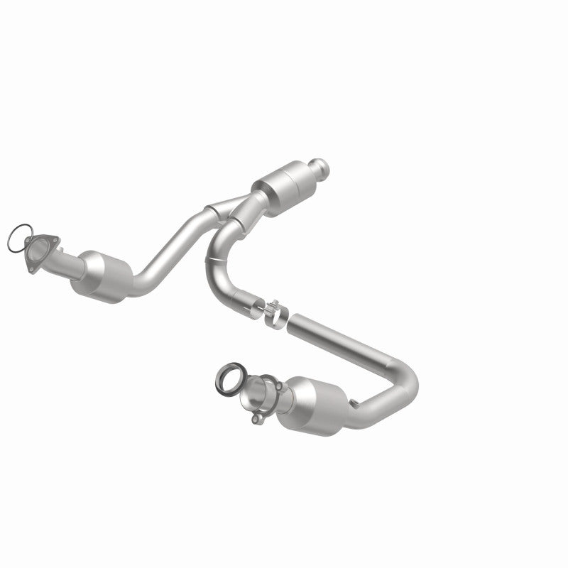 MagnaFlow OEM Grade Direct-Fit Catalytic Converter Part 52642 for Chevrolet Silverado and Tahoe