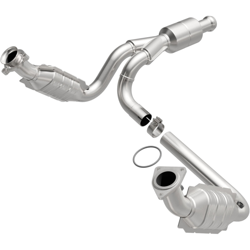 MagnaFlow OEM Grade Federal/EPA Compliant Direct-Fit Catalytic Converter 51578 for Chevrolet Avalanche 2009-2013