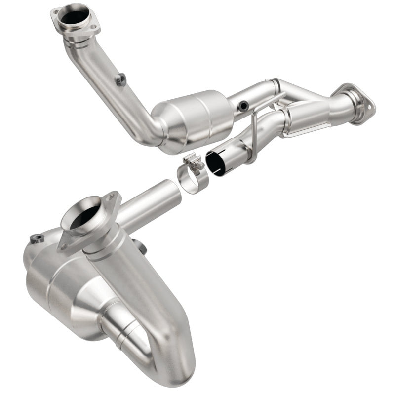 MagnaFlow OEM Grade Federal/EPA Compliant Direct-Fit Catalytic Converter Part 49709 for 2005-2010 Jeep Grand Cherokee and Commander