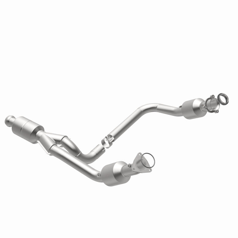 MagnaFlow OEM Grade Direct-Fit Catalytic Converter Part 52642 for Chevrolet Silverado and Tahoe