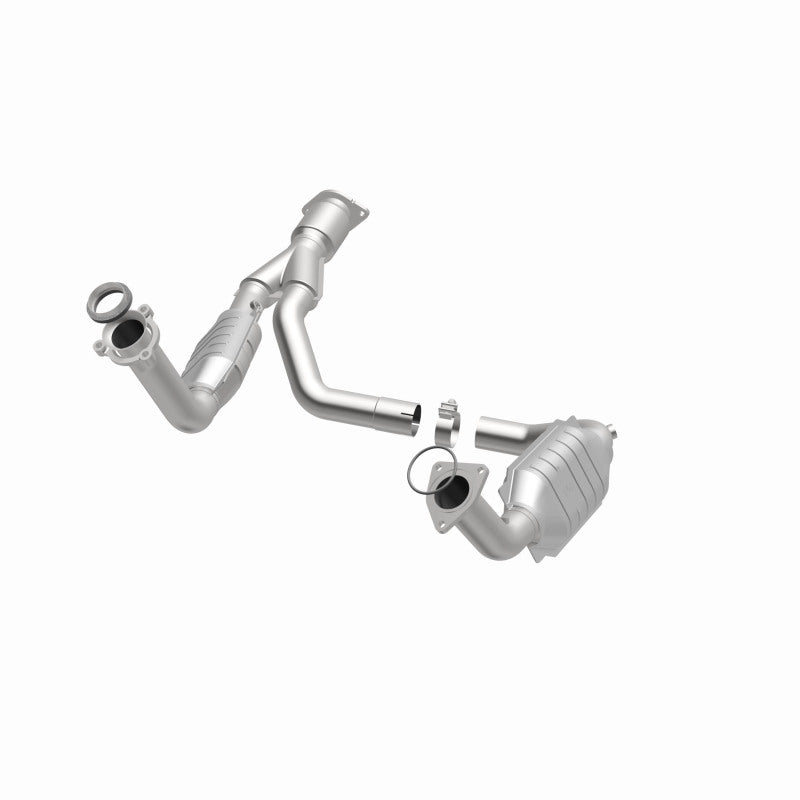 MagnaFlow HM Grade Federal/EPA Compliant Direct-Fit Catalytic Converter 93496 for Chevy Trailblazer and GMC Envoy