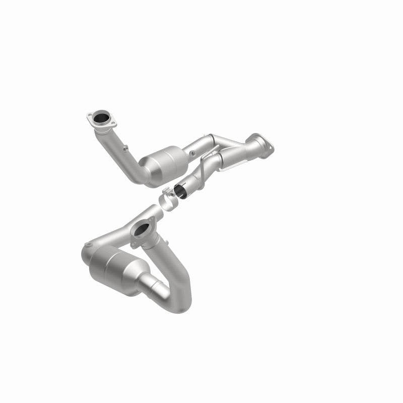 MagnaFlow OEM Grade Federal/EPA Compliant Direct-Fit Catalytic Converter Part 49709 for 2005-2010 Jeep Grand Cherokee and Commander