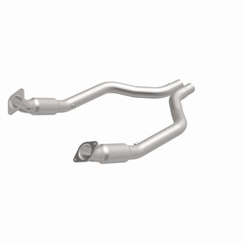 MagnaFlow OEM Grade Federal/EPA Compliant Direct-Fit Catalytic Converter 16420 for Dodge Vehicles